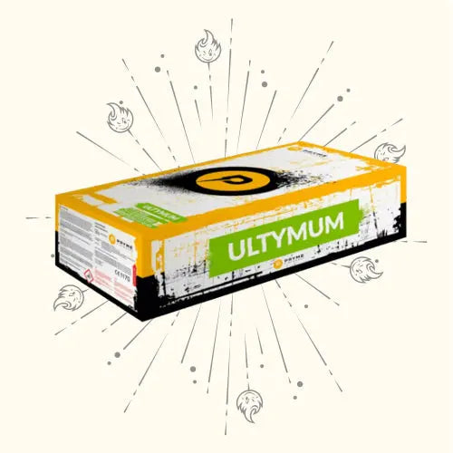 Eine rechteckige Schachtel mit der Aufschrift "Pryme Ultymum" von Pryme, mit einem grünen Streifen und einem gelben Kreislogo, steht auf einem hellen Hintergrund mit handgezeichneten Feuersymbolen und strahlenförmigen Linien.