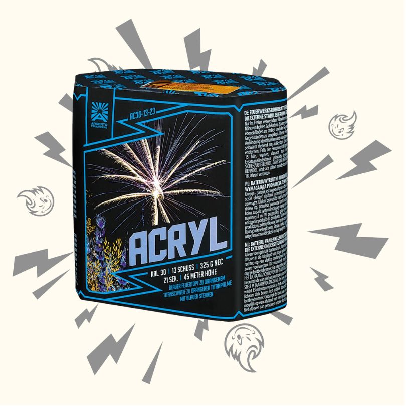 Eine quadratische Schachtel mit Feuerwerkskörpern aus Argento Acryl 13sh von Argento, auf denen Palmenweiden in den Himmel steigen. Die 30 mm Feuerwerksbatterie hat eine schwarze Verpackung mit blauen und weißen Details, grafischen Explosionen und Flammensymbolen auf hellem Hintergrund.