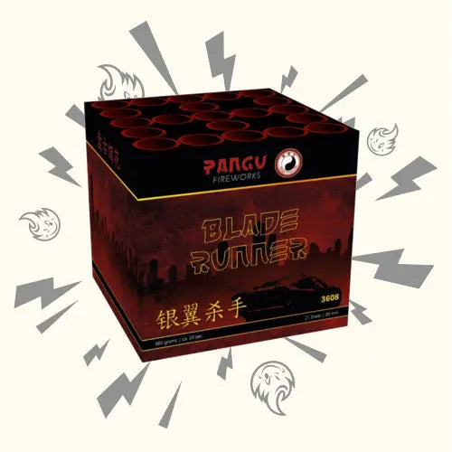 Die GBV Weco Pangu Blade Runner Feuerwerksbox (21-schüssige Fächerbatterie) zeigt eine Stadtsilhouette und ein Auto, akzentuiert durch illustrierte Blitze und Flammen auf einem hellen Hintergrund.
