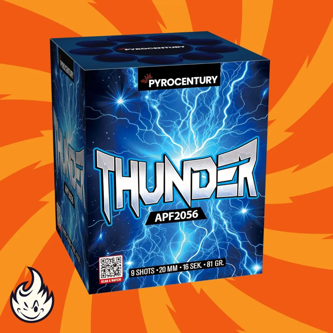 Ein blauer Pyrocentury Thunder Feuerwerkskasten mit Blitzgrafiken steht vor einem orangefarbenen Hintergrund mit Ausbruchmustern und einem Flammenlogo in der Ecke.