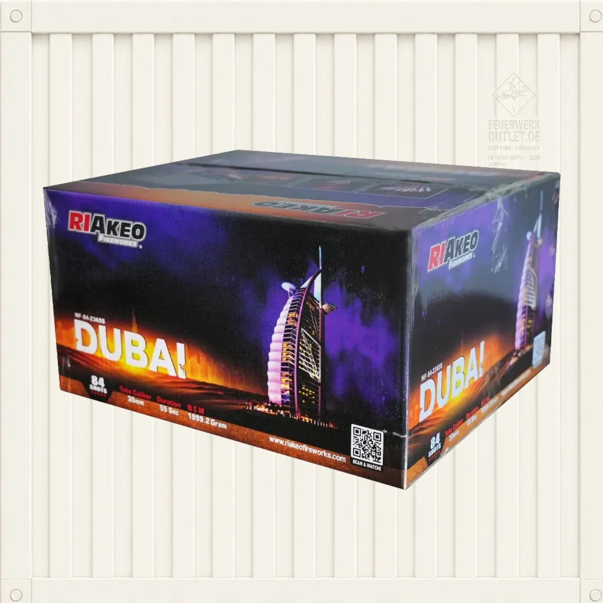 Auf der Verpackung des Feuerwerks „RIAkeo Dubai Fan“ ist das Burj Al Arab Hotel zu sehen, das nachts vor einem violetten Himmel beleuchtet ist. Auf der Vorderseite sind die Aufschriften „Dubai 84“ und „Verbundfeuerwerk“ in auffälligen, fetten weißen und orangefarbenen Buchstaben deutlich zu erkennen, was die Premium-Qualität dieses Feuerwerks unterstreicht.