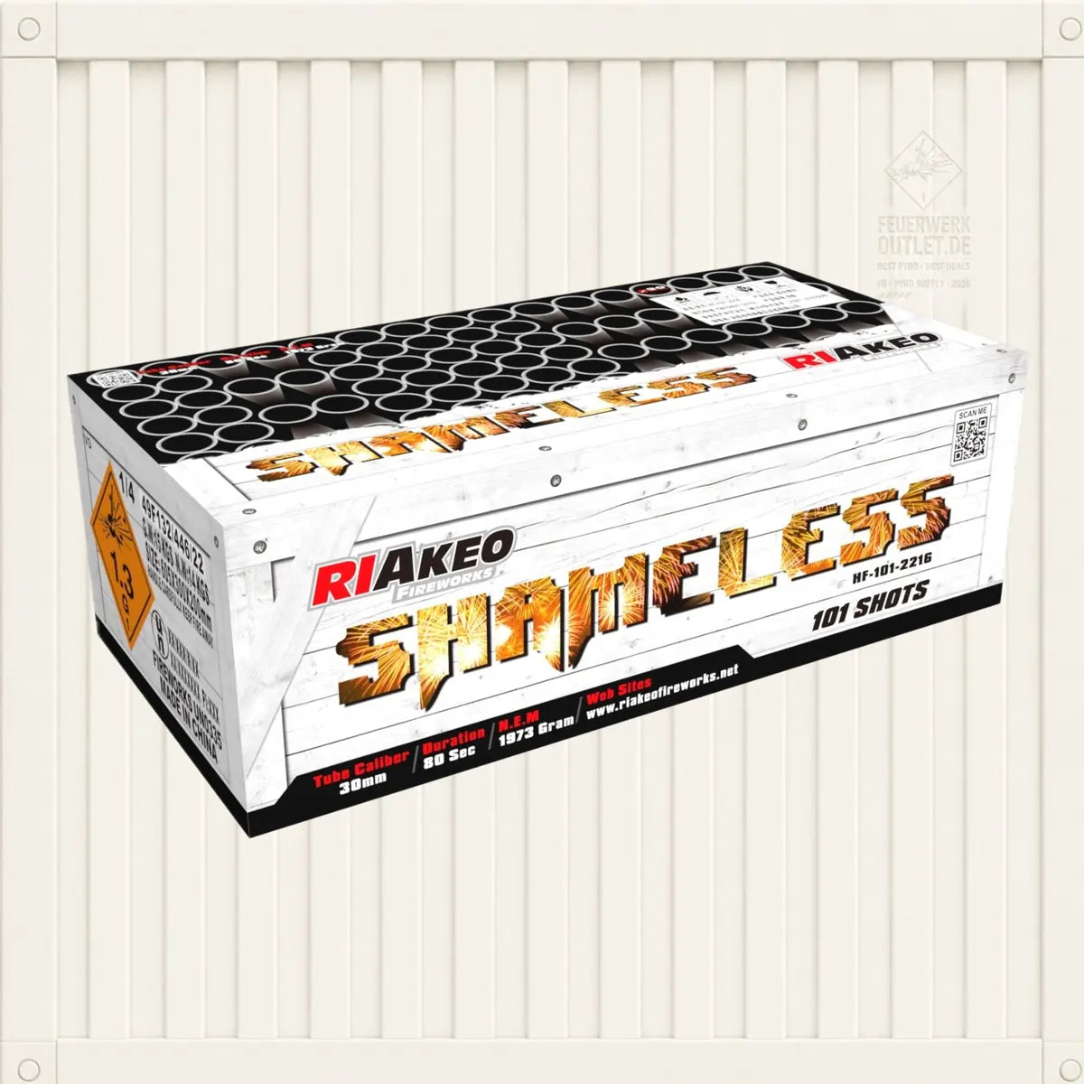 Eine rechteckige Feuerwerksschachtel von RIAkeo mit der Aufschrift „Riakeo Shameless“ ist mit der Aufschrift „101 SCHUSS“ und orangefarbenen Warnsymbolen versehen. Dieses hochwertige Verbundfeuerwerk wird in einer weißen Schachtel geliefert, die mit schwarz-goldenen Grafiken verziert ist, die sich vor einem hell gestreiften Hintergrund abheben.